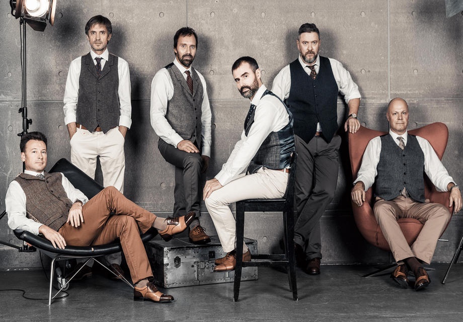 Fotografia promocional de Concierto de Neschastny Sluchai en Cambridge.