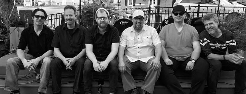 Fotografia promocional de New Basics Brass Band.