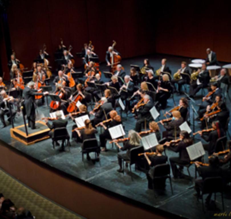 Promotional photograph of Concierto de New Mexico Philarmonic en Albuquerque.