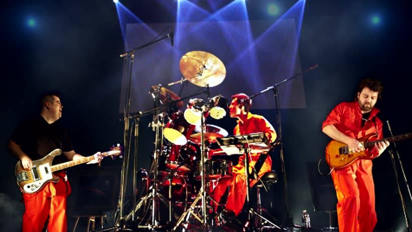 Fotografía promocional de New World Men (Rush Tribute)