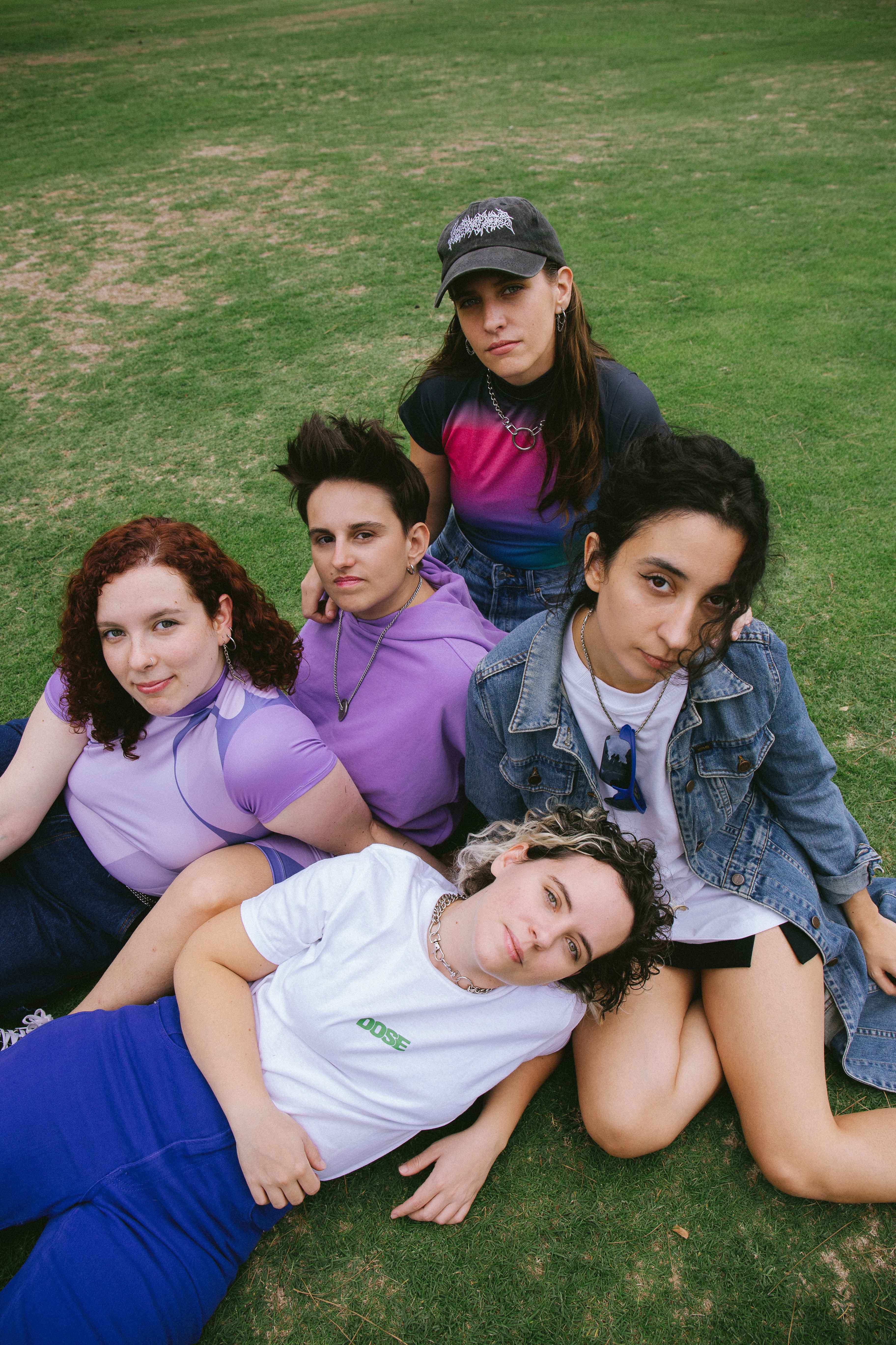 Fotografía promocional de Niña Lobo