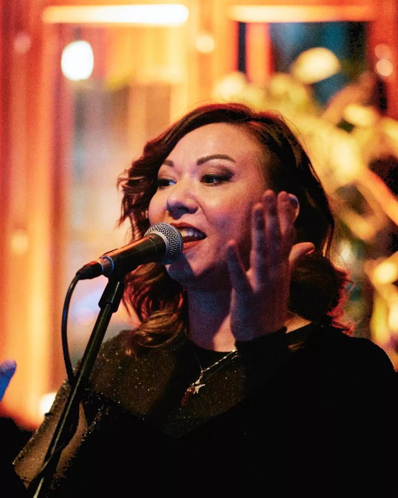 Fotografía promocional de Nina Mya