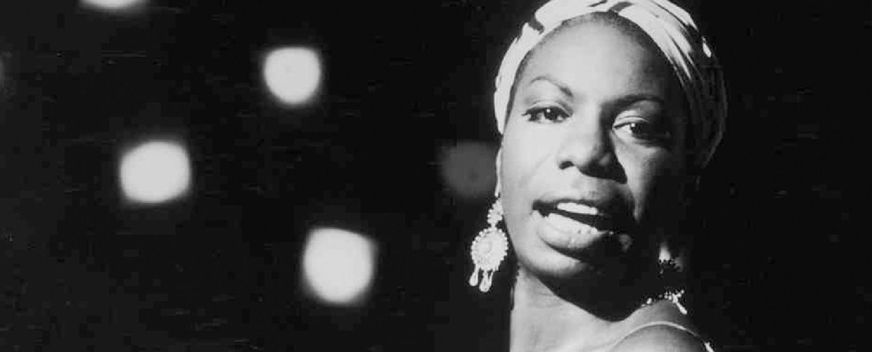 Fotografia promocional de Nina Simone.