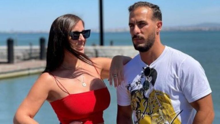 Promotional photograph of Nininho Vaz Maia.