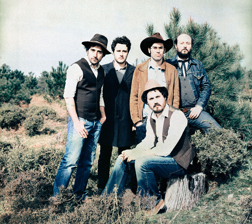 Fotografía promocional de Niño y pistola