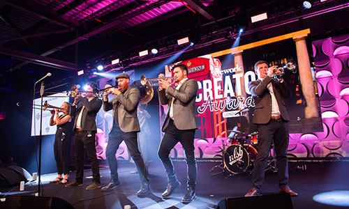 Promofoto von Concierto de No limit street band en Londres.