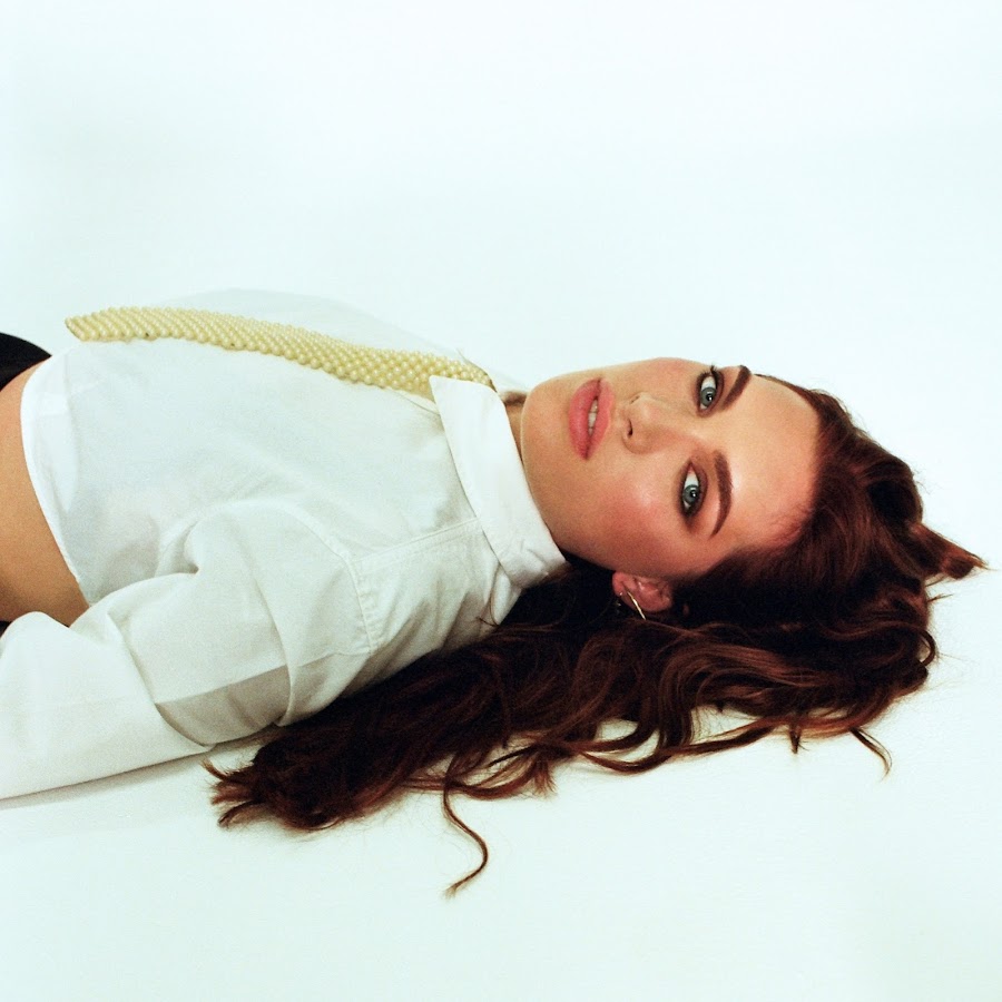 Fotografía promocional de Nya