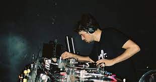 Fotografía promocional de oma totem