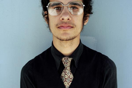 Promofoto von Omar Rodriguez Lopez.