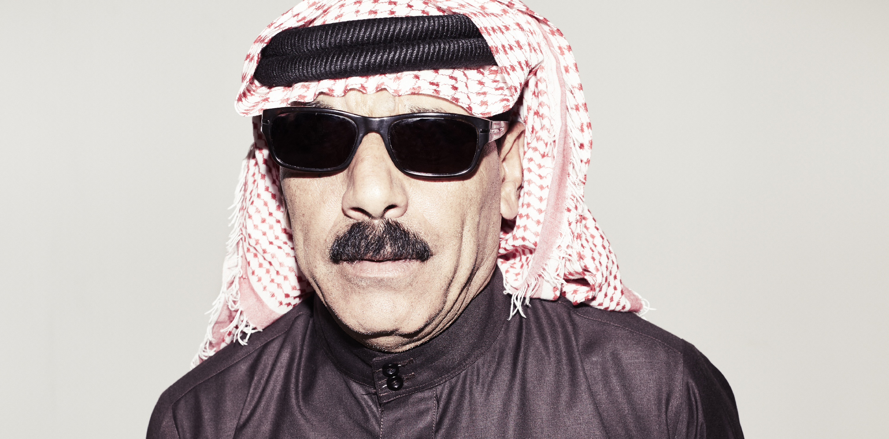 Fotografia promozionale di Omar Souleyman.