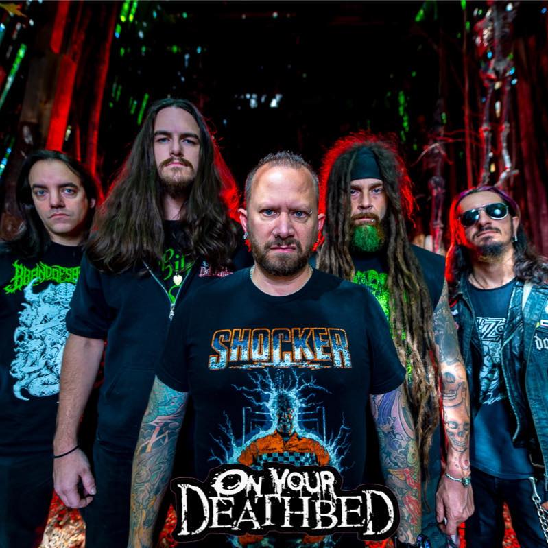 Fotografia promocional de On Your Deathbed.