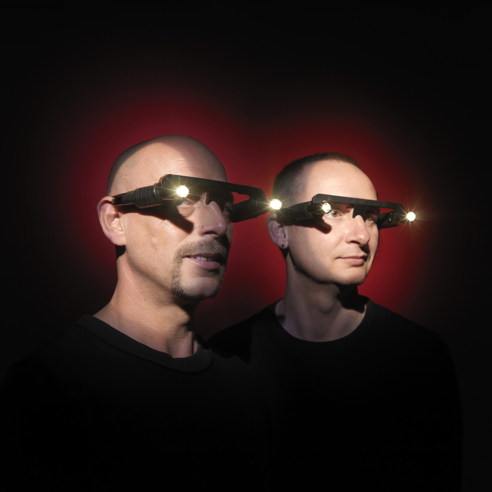 Fotografía promocional de Orbital