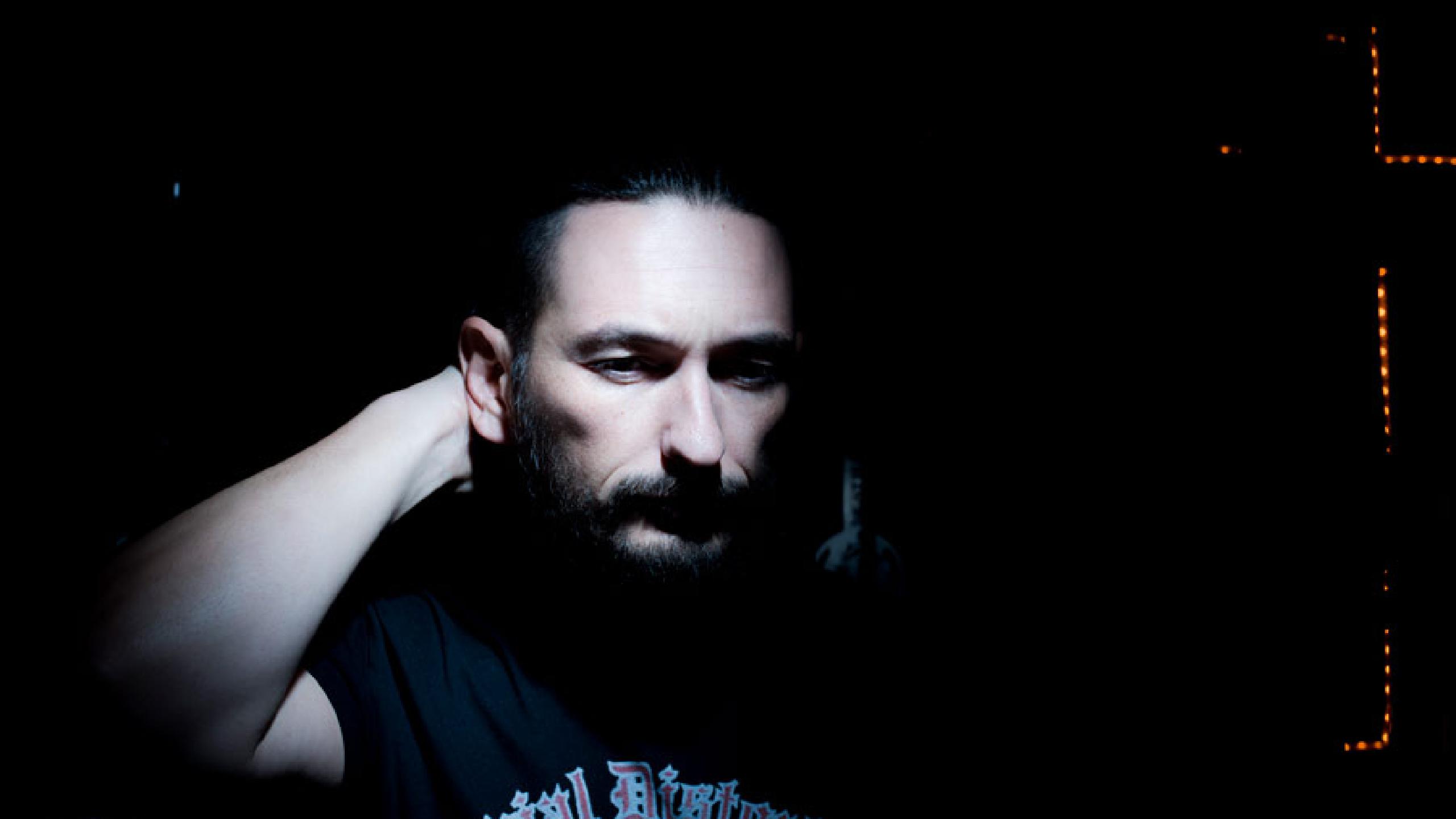 Promotional photograph of Otus.