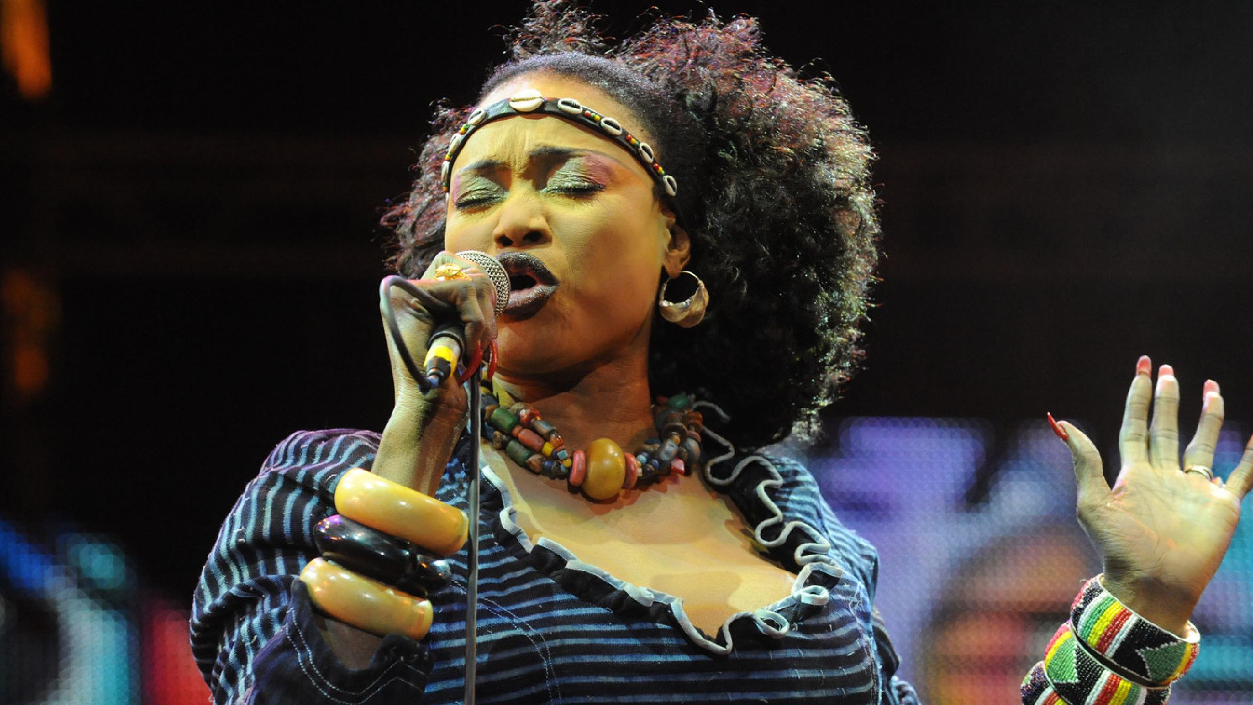 oumou-sangar-tour-dates-2022-2023-oumou-sangar-tickets-and-concerts