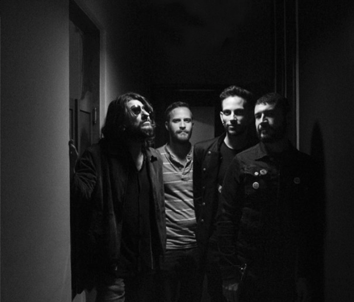 Fotografía promocional de Over the Coffee