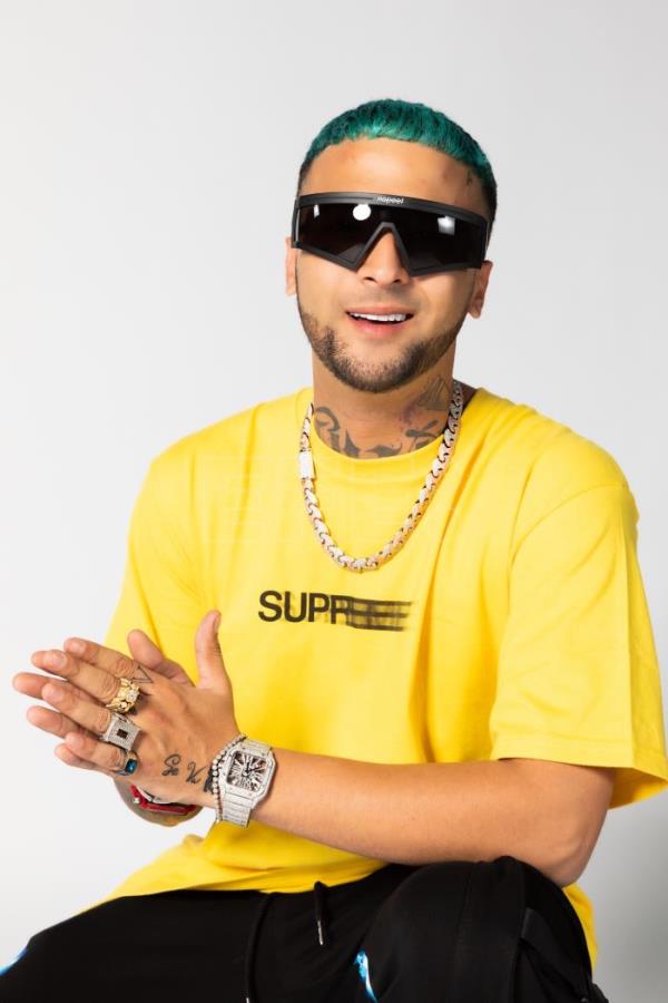 Fotografía promocional de Ovi