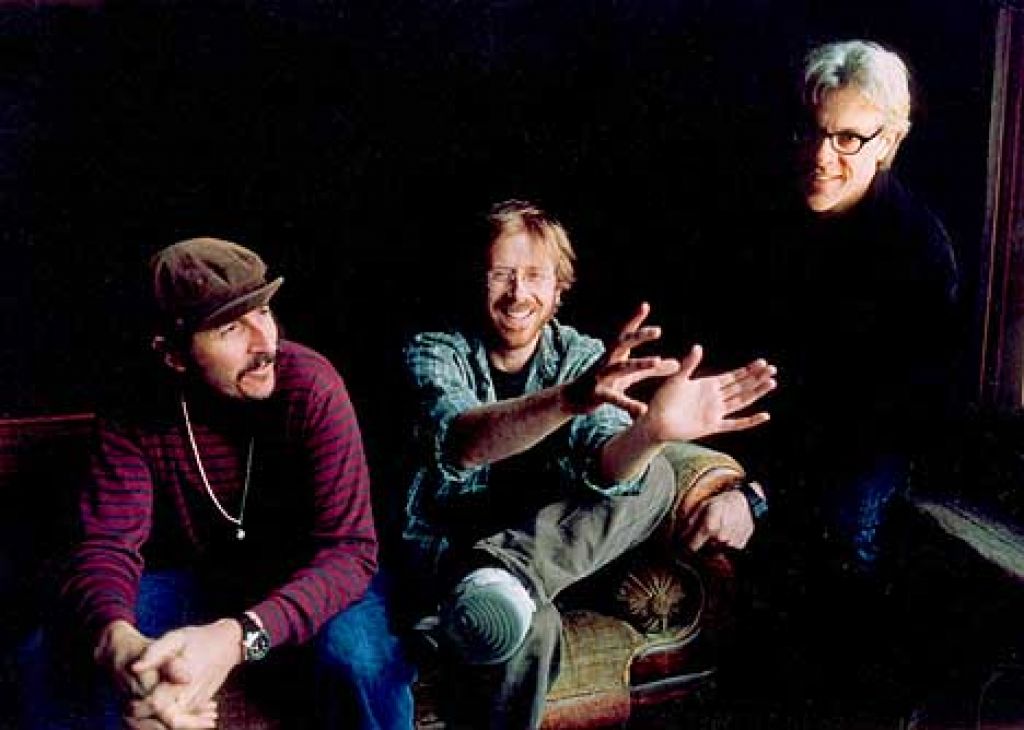 Promotional photograph of Oysterhead.