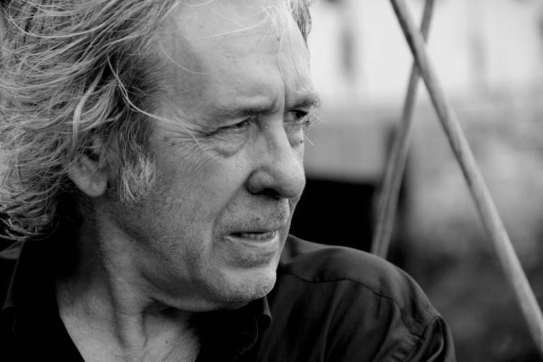 Fotografía promocional de Paco Ibáñez