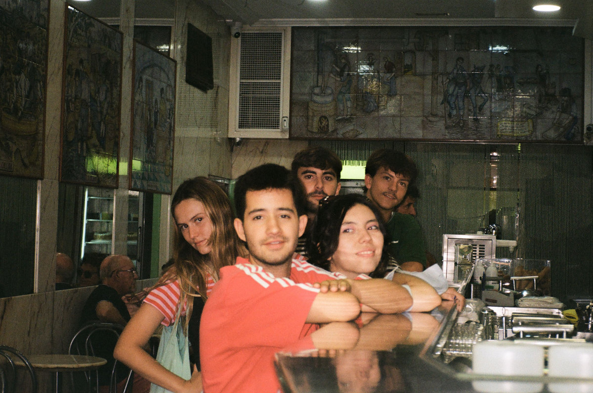 Fotografía promocional de Paco Te Quiero