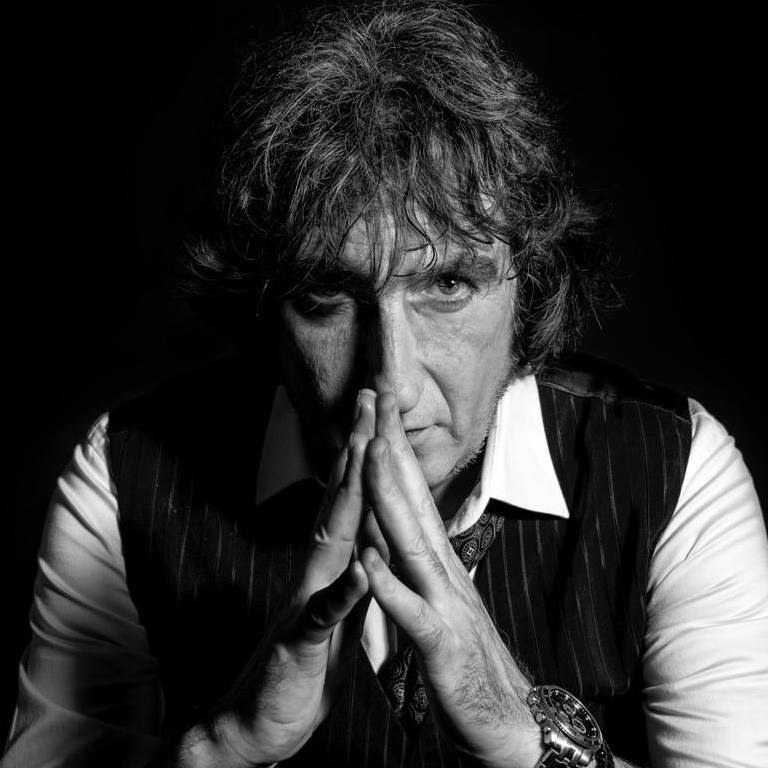 Fotografía promocional de Pájaro