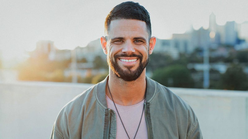 Fotografía promocional de Pastor Steven Furtick