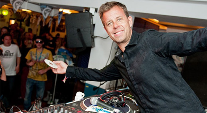 Fotografia promocional de Pat Sharp.