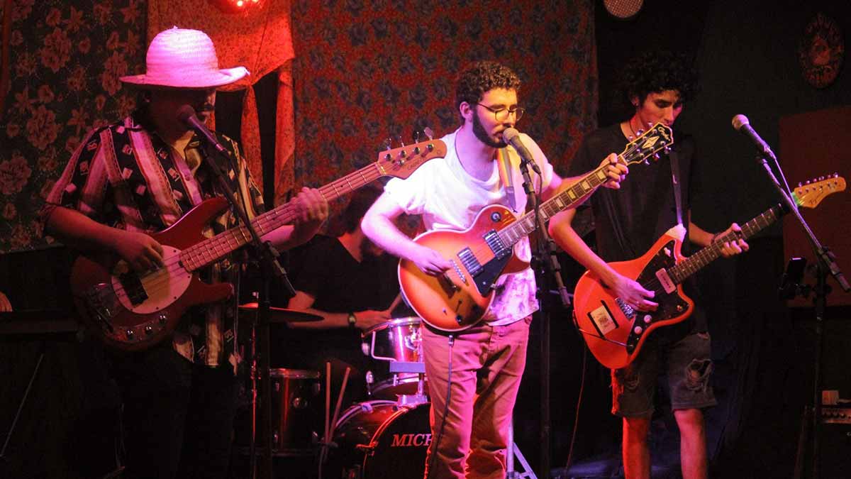 Fotografía promocional de Concierto de Pelícanos en Bilbao