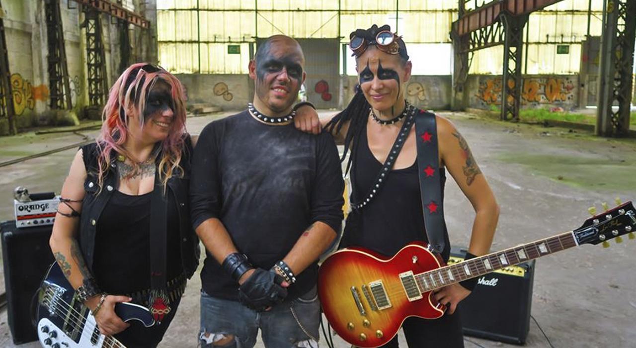 Fotografía promocional de Penadas por la Ley