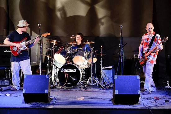 Promofoto von Concierto de Pet Rock en Omaha.