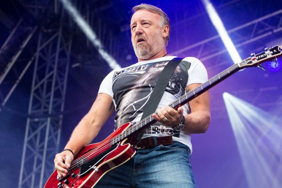 Fotografía promocional de Concierto de Peter Hook & the Light en Chicago