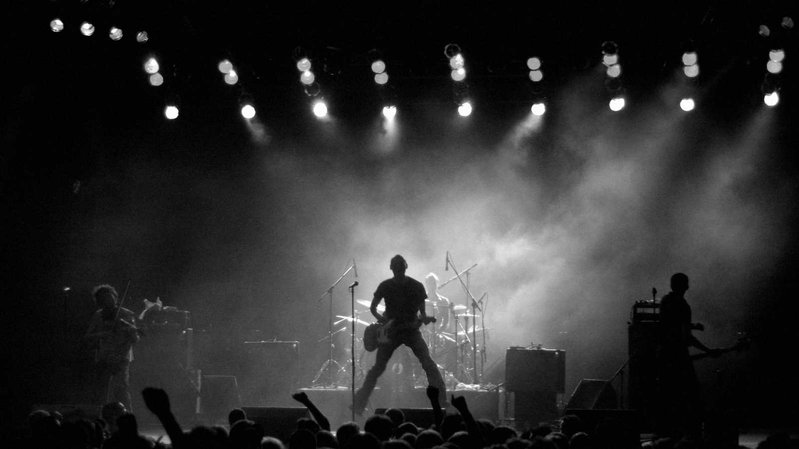 Fotografía promocional de Pistols At Dawn