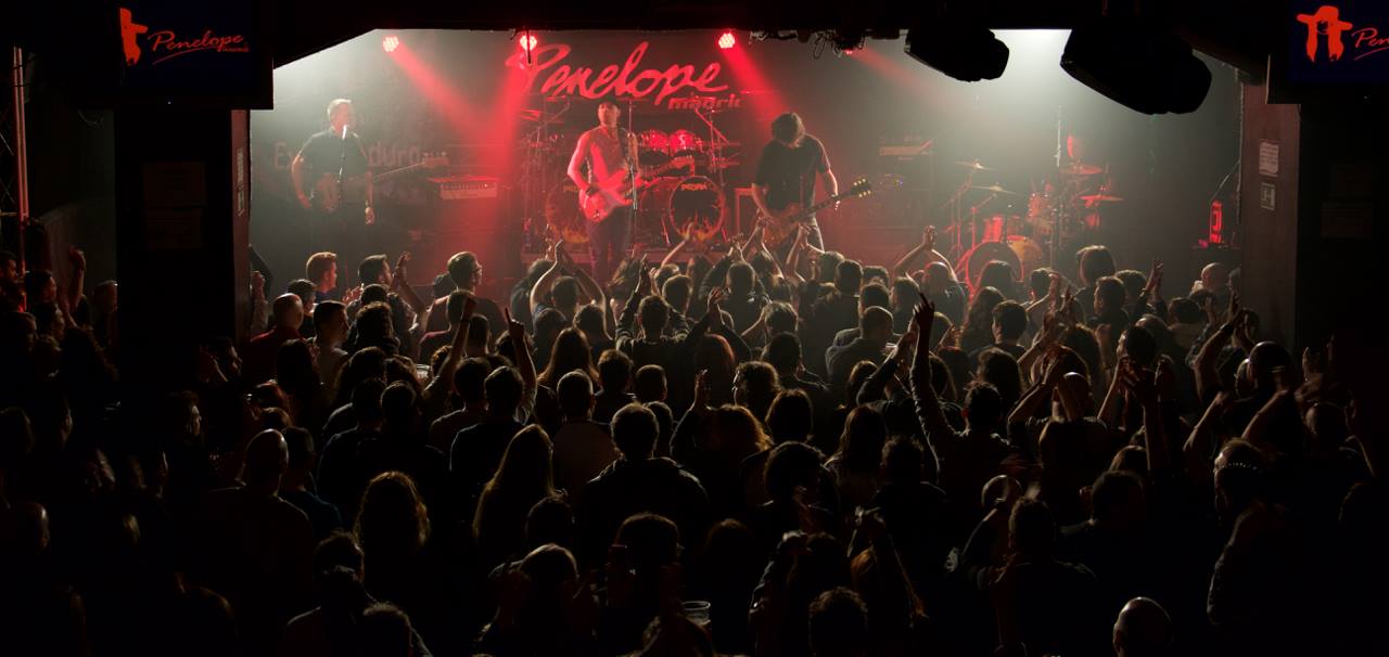 Fotografía promocional de Platerock (tributo a Platero y Tú)