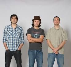 Fotografia promocional de Polar Waves.
