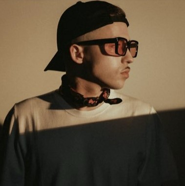 Fotografía promocional de Pole