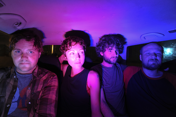 Fotografía promocional de Poliça