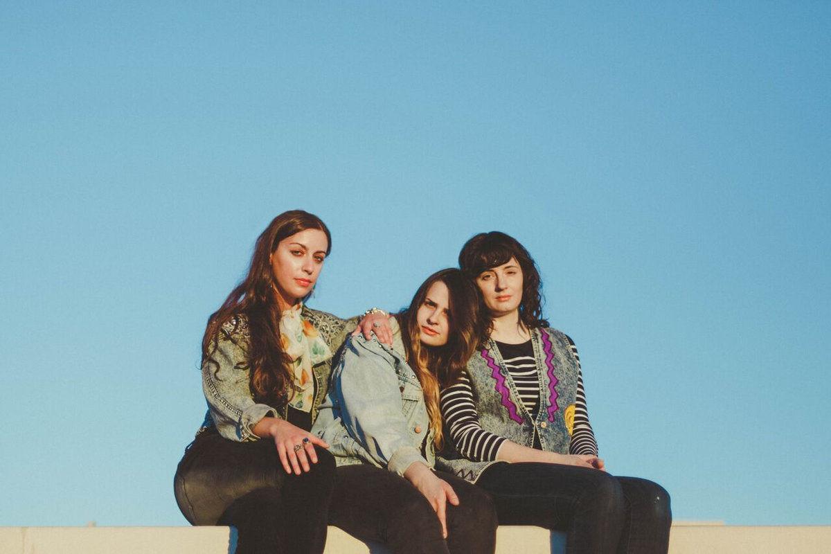 Promotional photograph of Queen of Jeans.