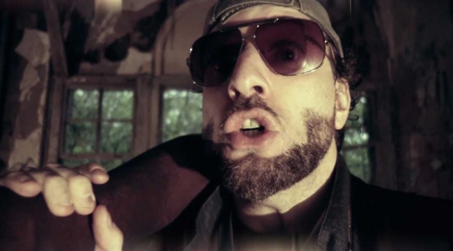 Promofoto von Concierto de R.A. The Rugged Man en Londres.