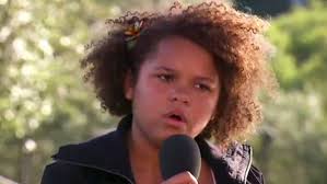 Fotografia promocional de Rachel Crow.