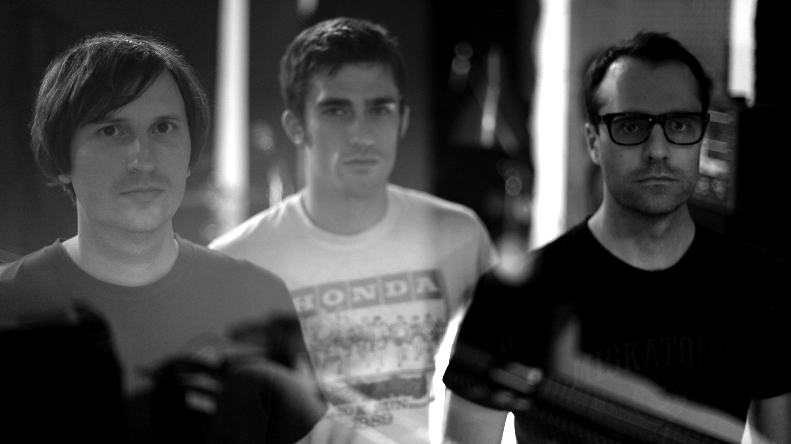 Fotografía promocional de Radioactivity