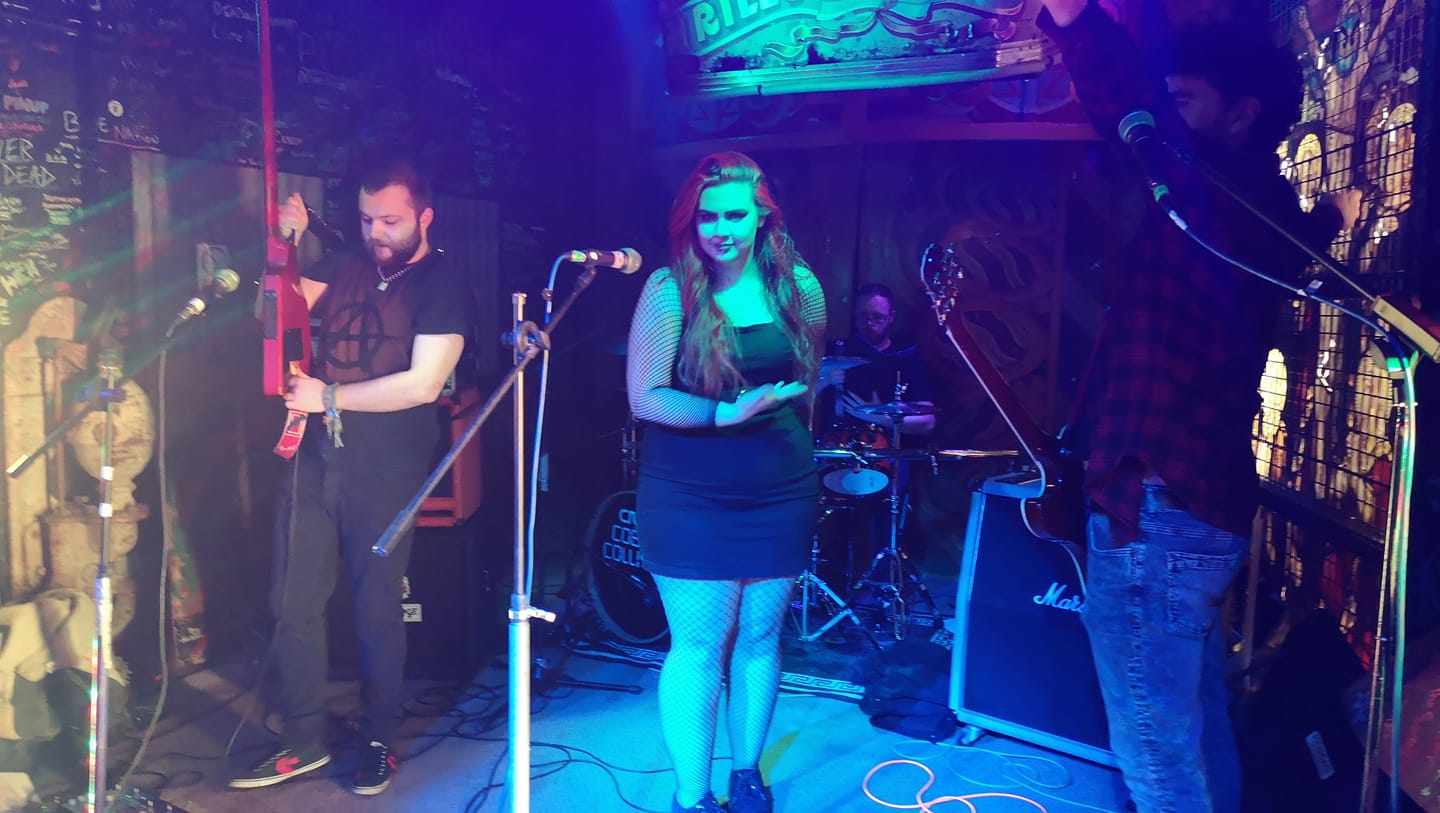 Fotografía promocional de Raised By Wolves