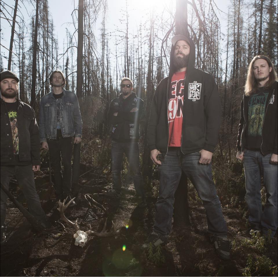 Fotografia promocional de Ravage Red.
