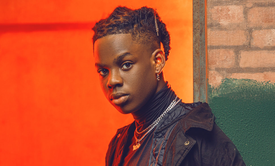 Photographie promotionnelle de Concierto de Rema en Amsterdam.