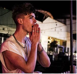 Promotional photograph of Ren.