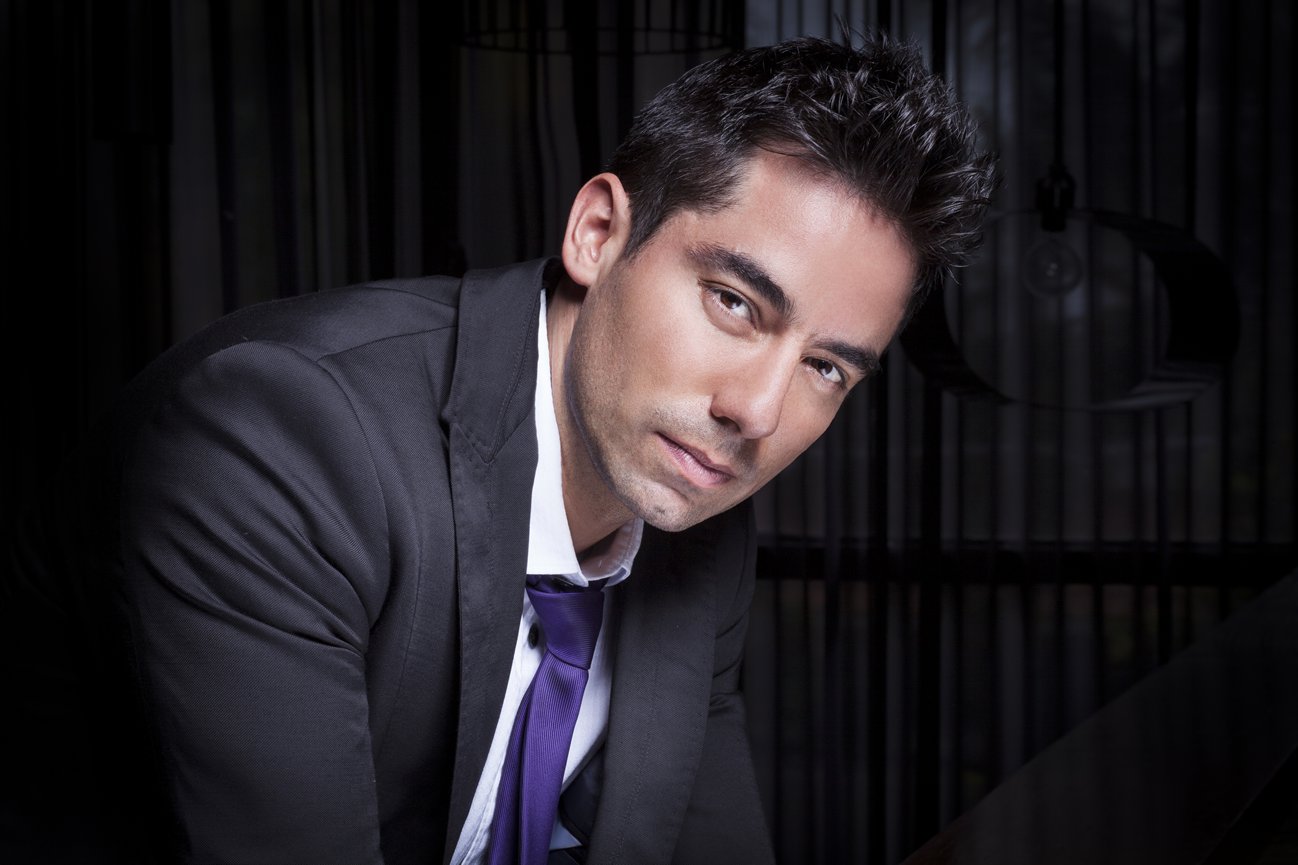 Promofoto von Ricardo Caballero.