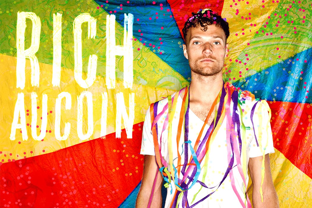 Fotografía promocional de Rich Aucoin