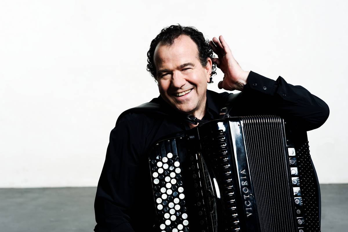 Fotografía promocional de Concierto de Richard Galliano en París