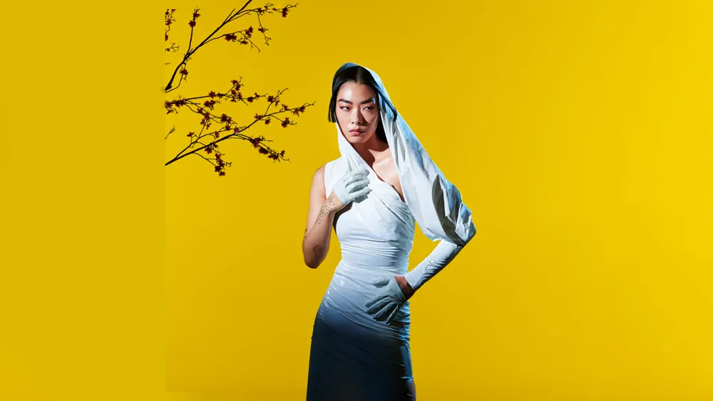 Fotografía promocional de Rina Sawayama