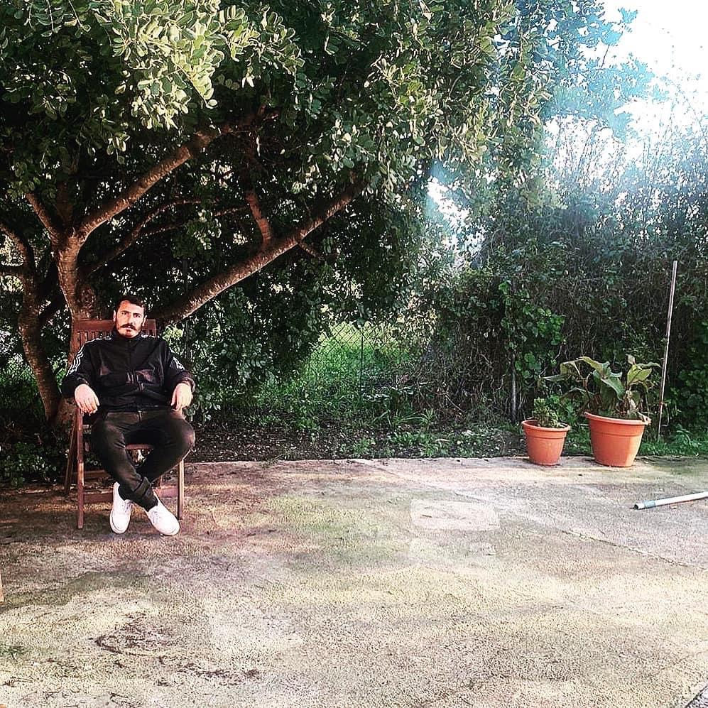 Fotografía promocional de Rise Black