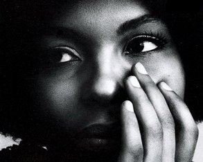 Fotografia promocional de Roberta Flack.