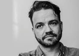 Fotografia promocional de Robin Kelly.